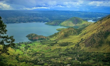 Pesona Abadi Dari Danau Toba, Permata Alam Sumatera Utara