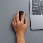 Memilih Mouse Ergonomis Untuk Produktivitas Yang Lebih Baik