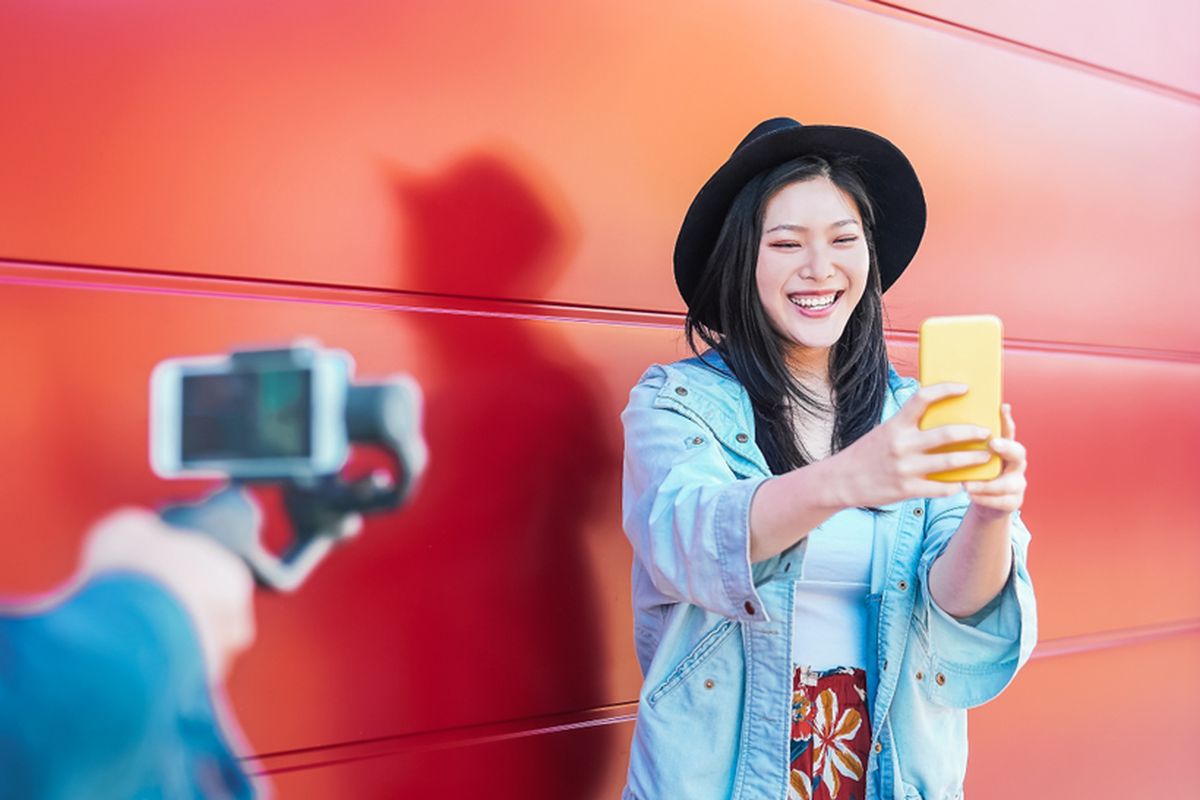 Pionir Dengan Kekayaan